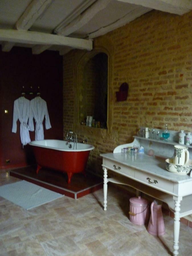 Chateau De Vallègue エクステリア 写真